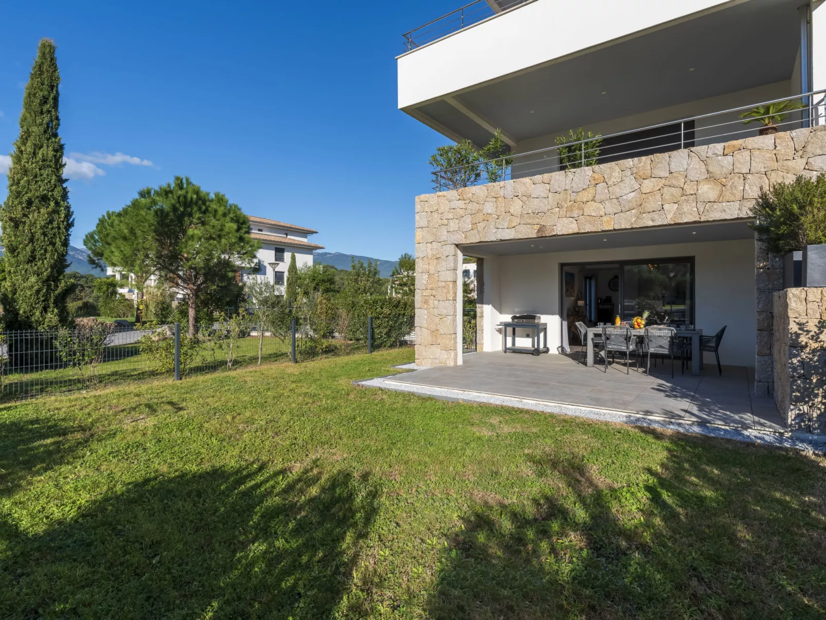 Domaine d'Arca G1-Outside
