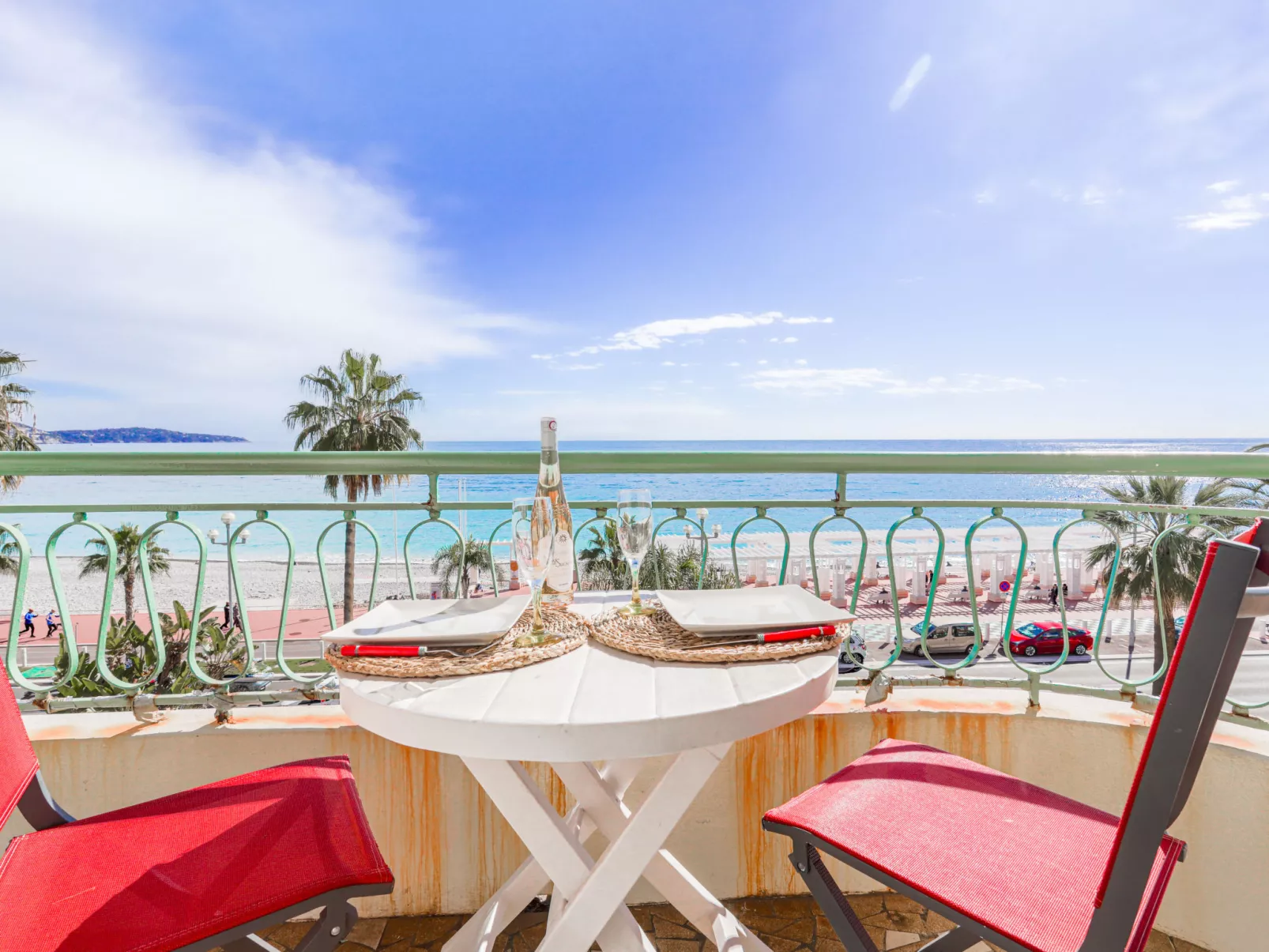 Les Yuccas Promenade des Anglais-Outside