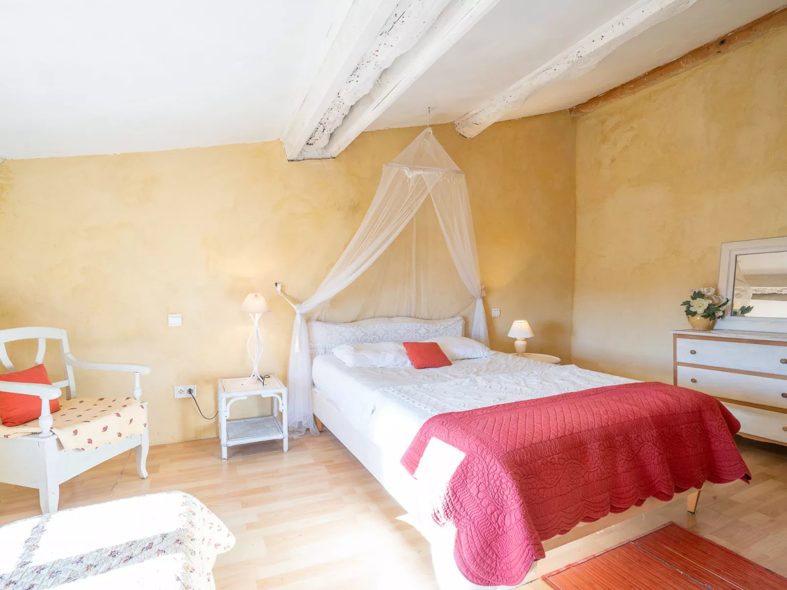 Le Clermont-Inside