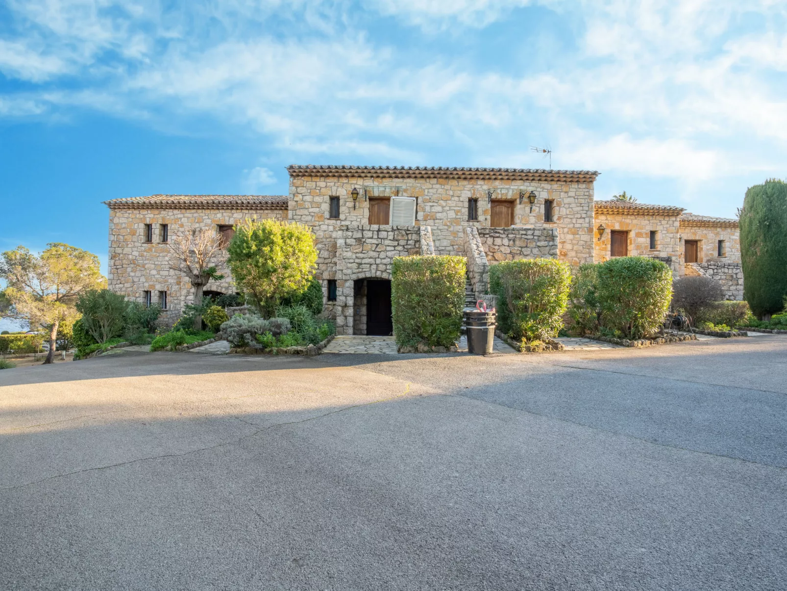 Les Maures de l'Esterel-Outside