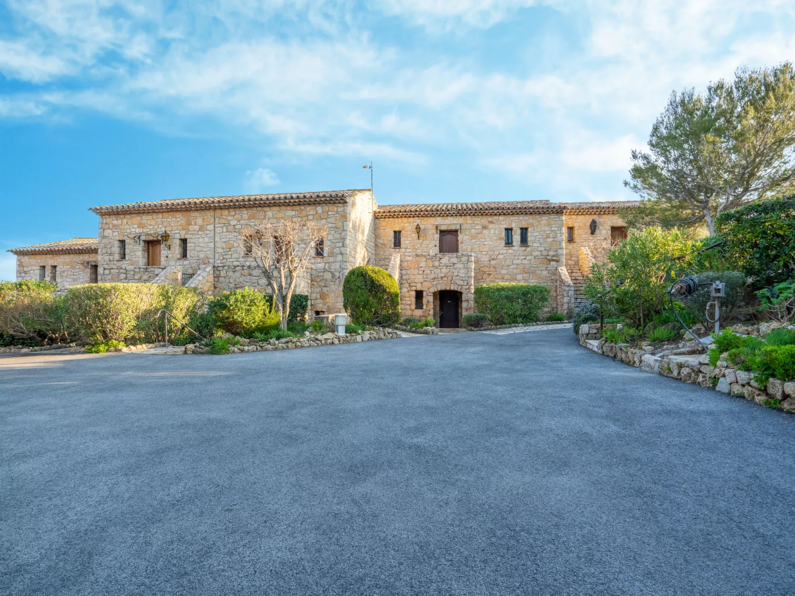 Les Maures de l'Esterel-Outside