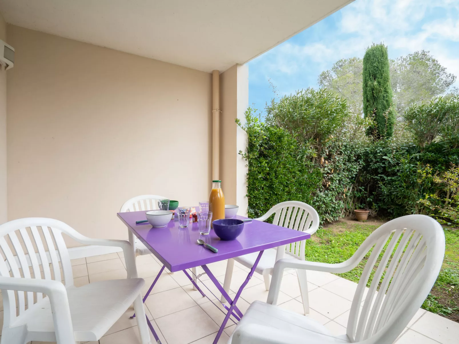 Le Grand Parc-Outside