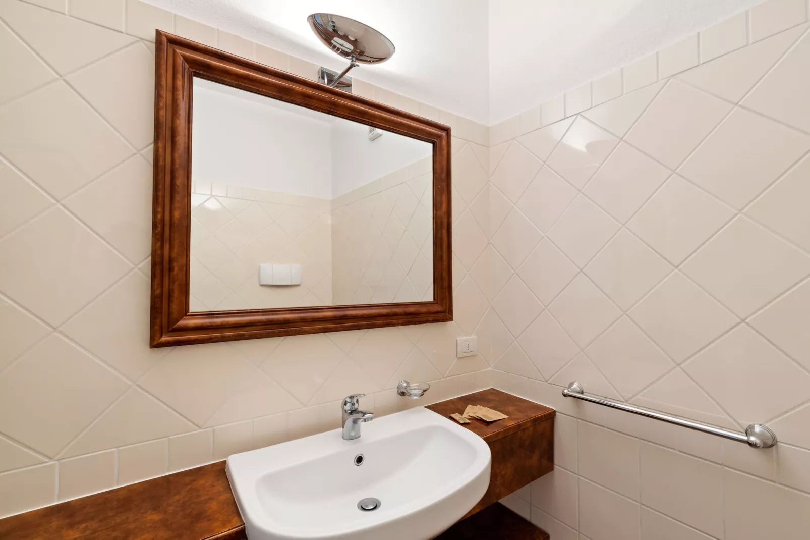 Vigna Bilo B9 D15 D16-Bathroom