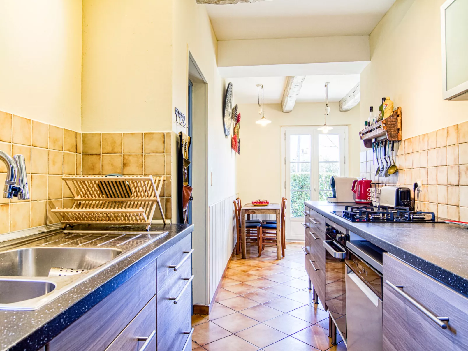Villa Camilia-Inside