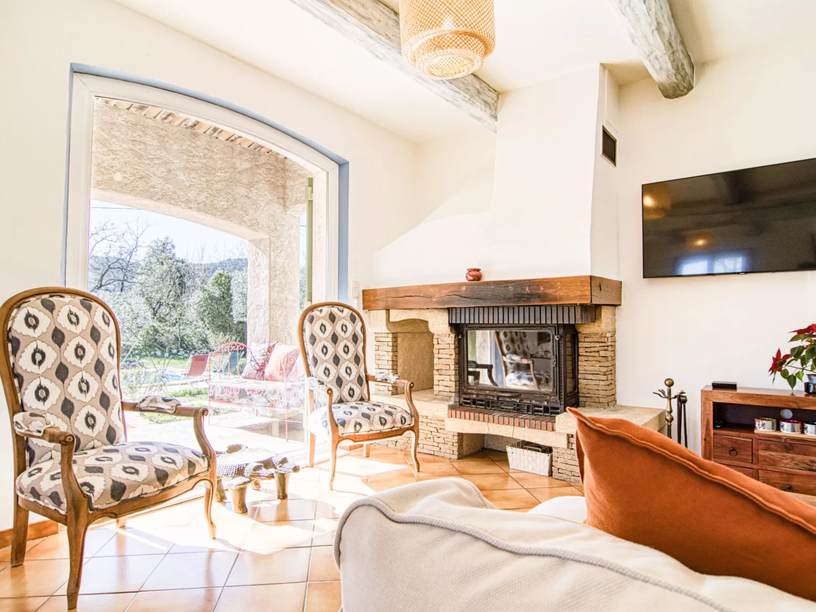Villa Camilia-Inside