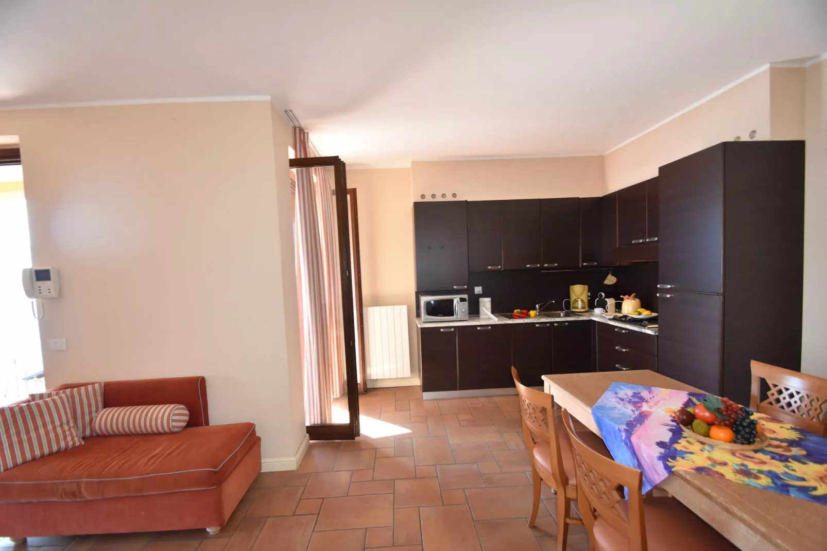 Vigneto D18-Dining room