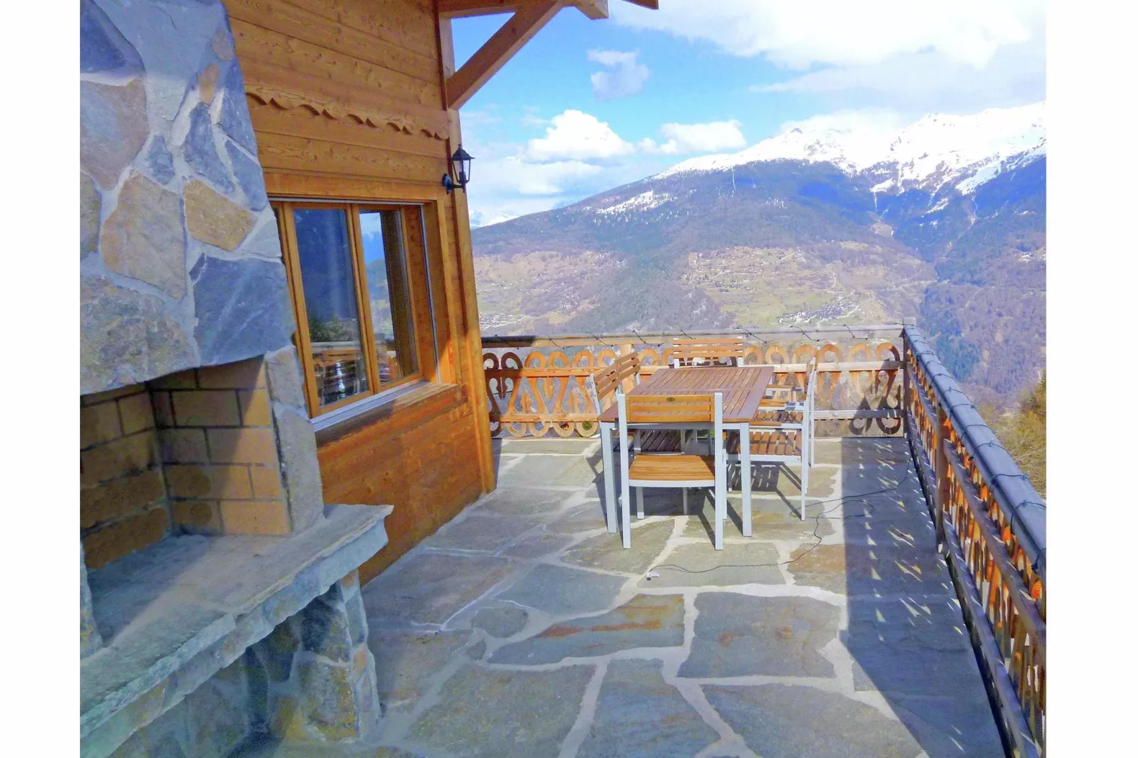 Chalet Perle des Collons-Gardens summer