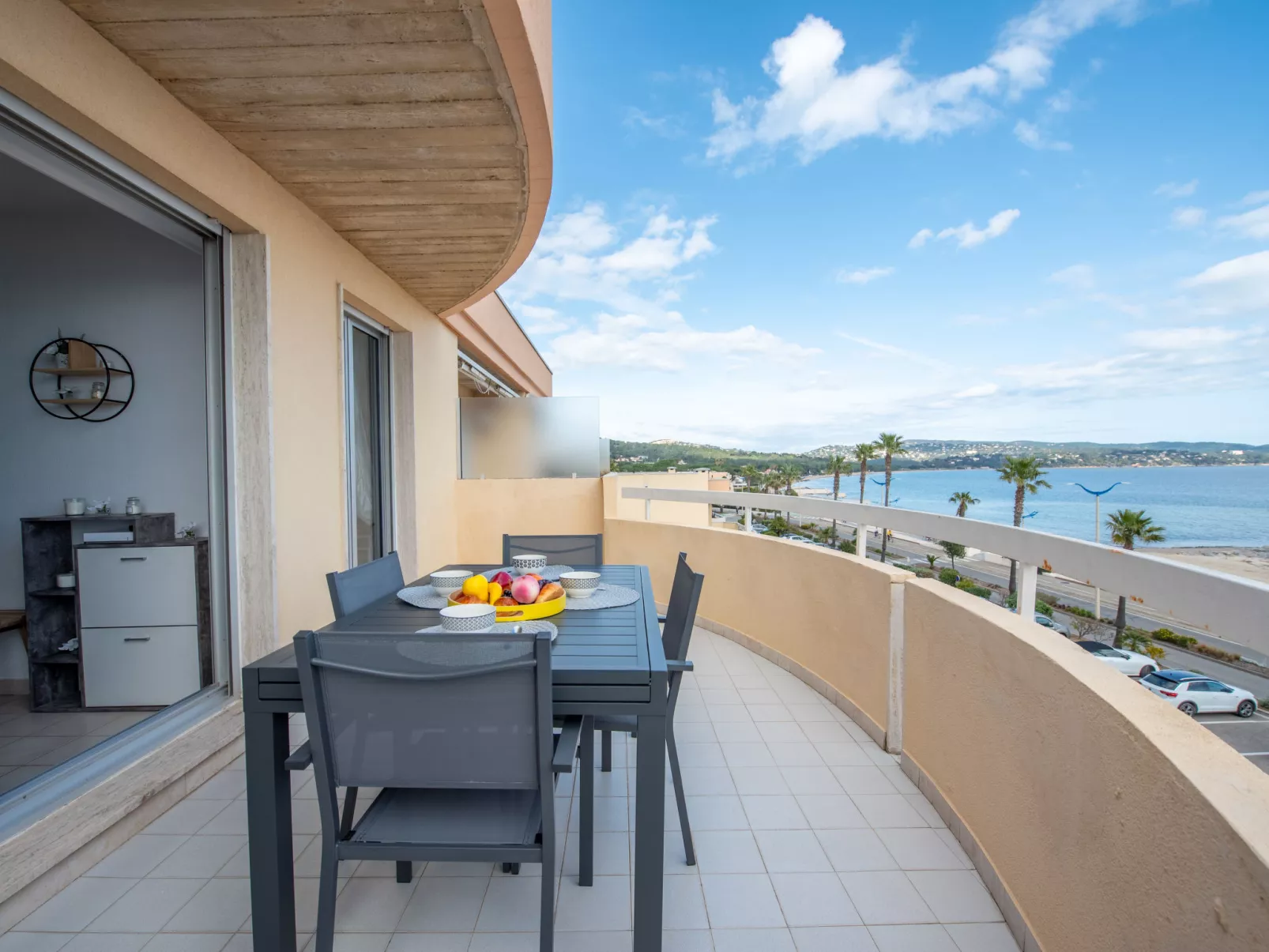 Le Palazzo del Mar-Outside