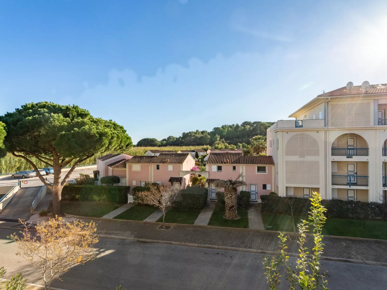 Le Domaine d'Azur-Outside