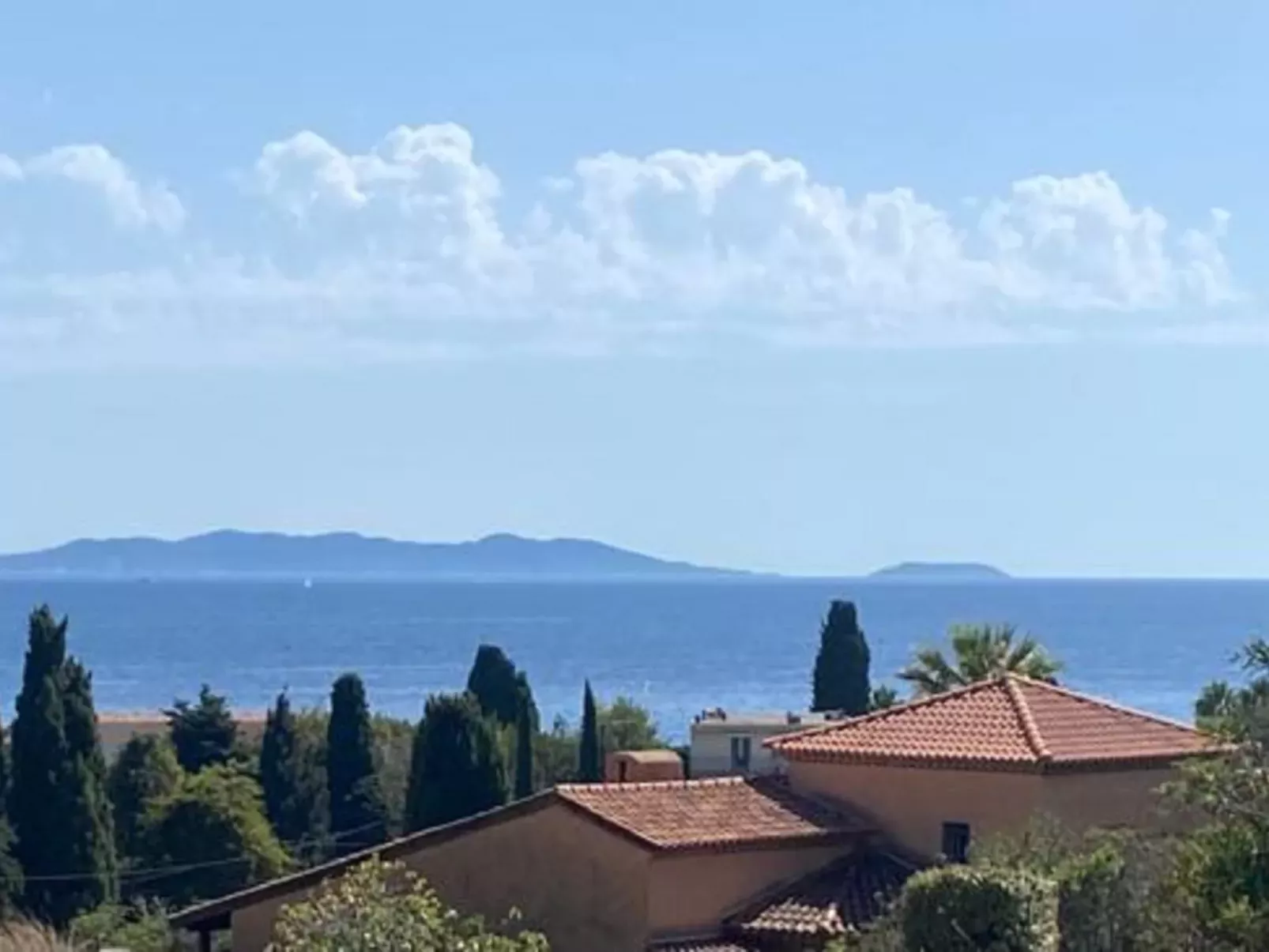 Villa Vallon d'Aiguebelle-Outside