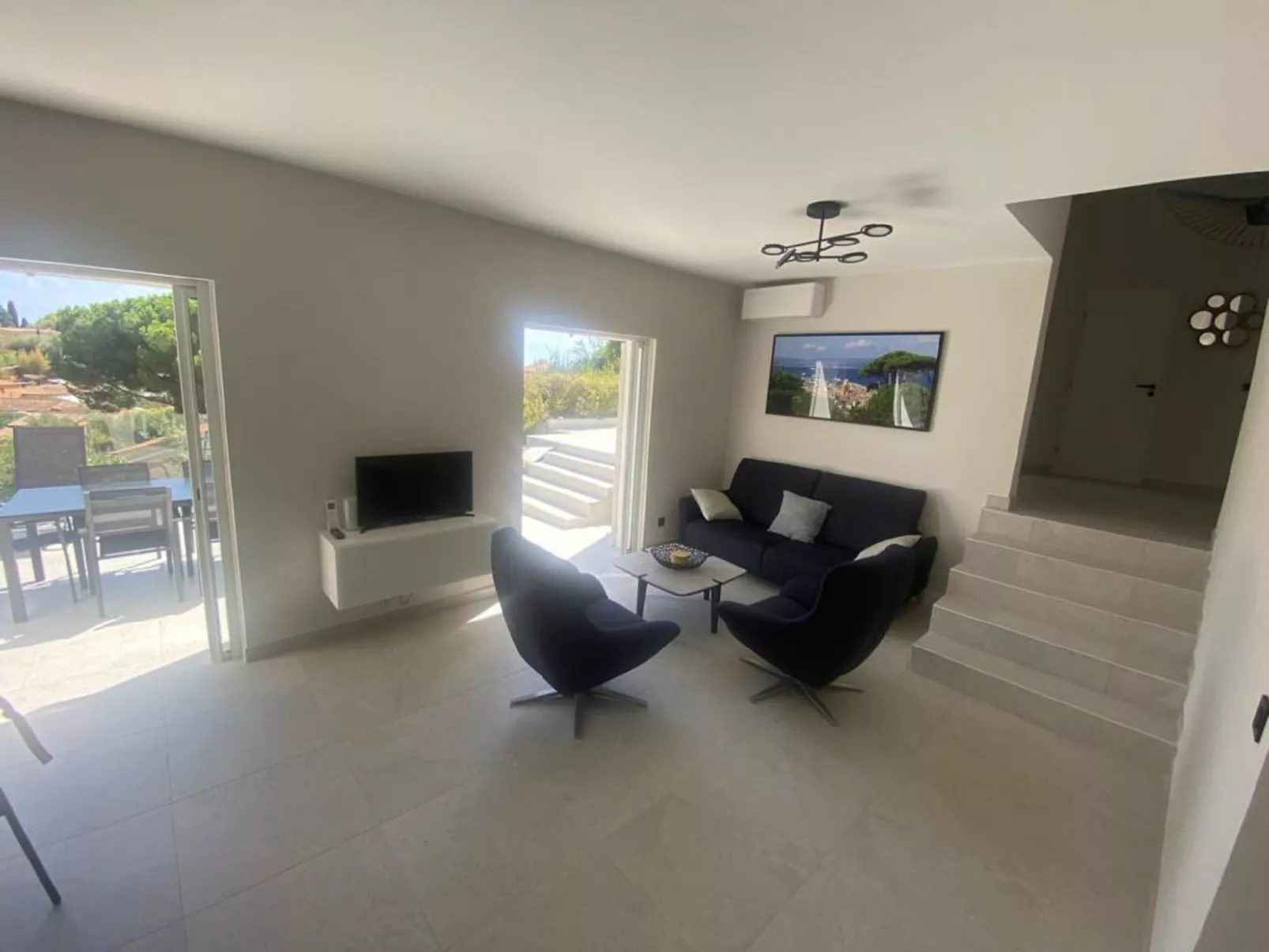 Villa Vallon d'Aiguebelle-Inside
