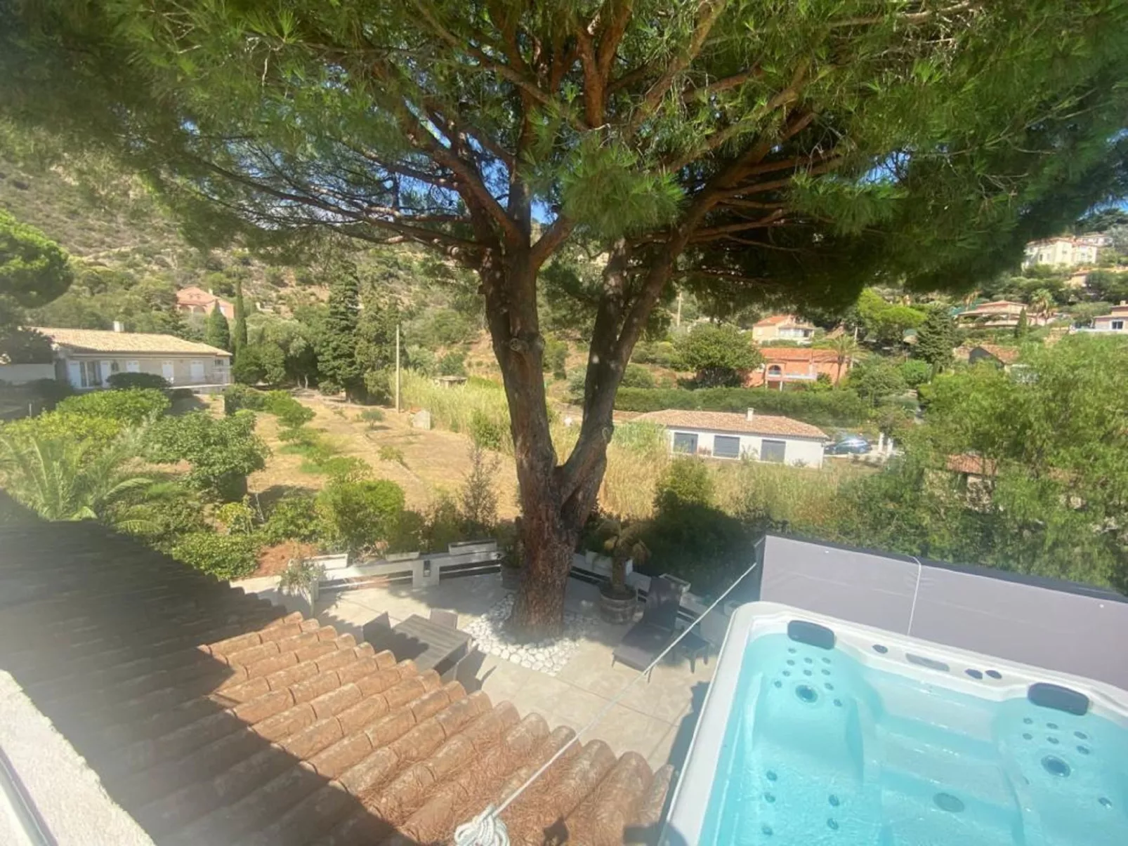 Villa Vallon d'Aiguebelle-Outside