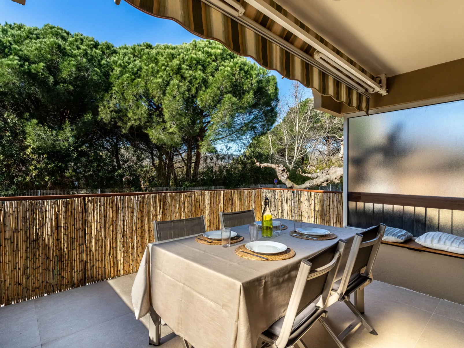Parcs du Lavandou-Outside
