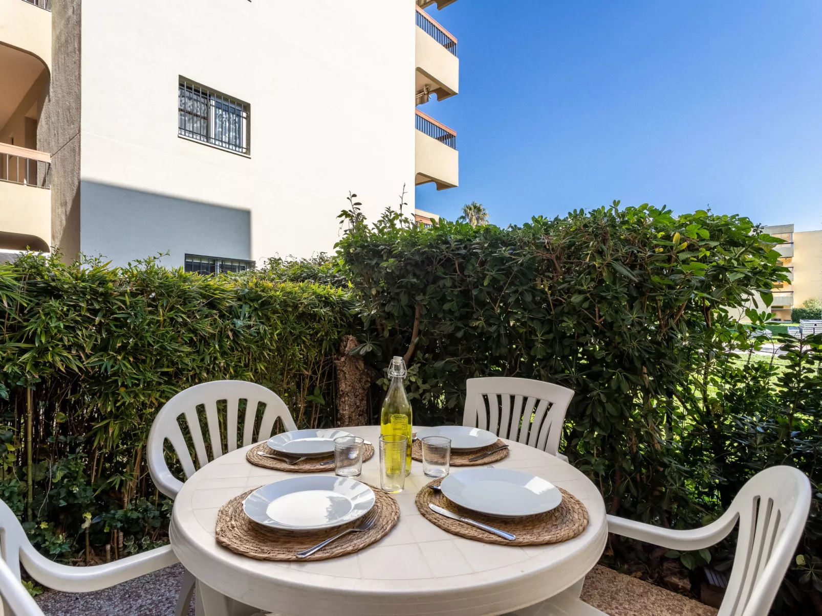 Parcs du Lavandou-Outside