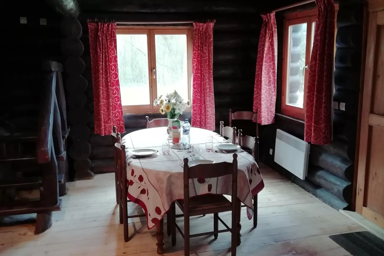Chalet 1-Dining room