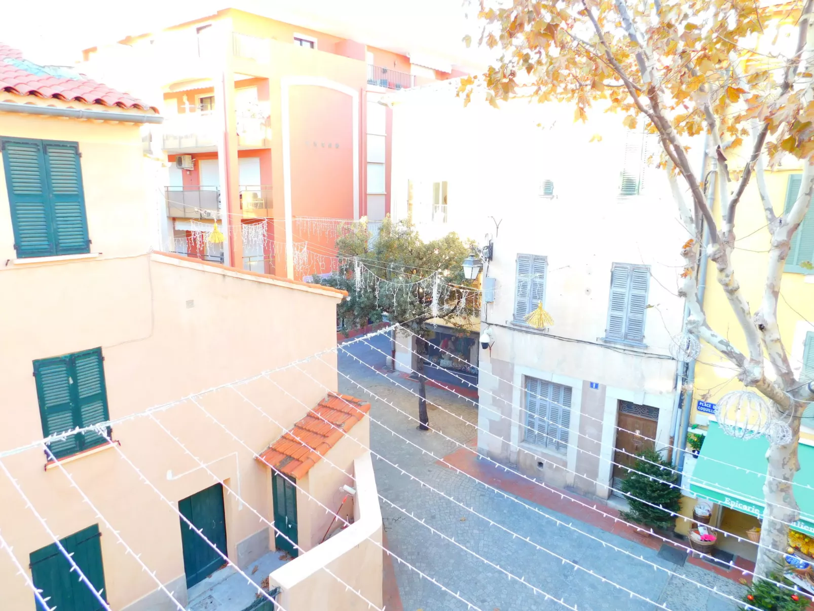 Le Coquillon-Outside