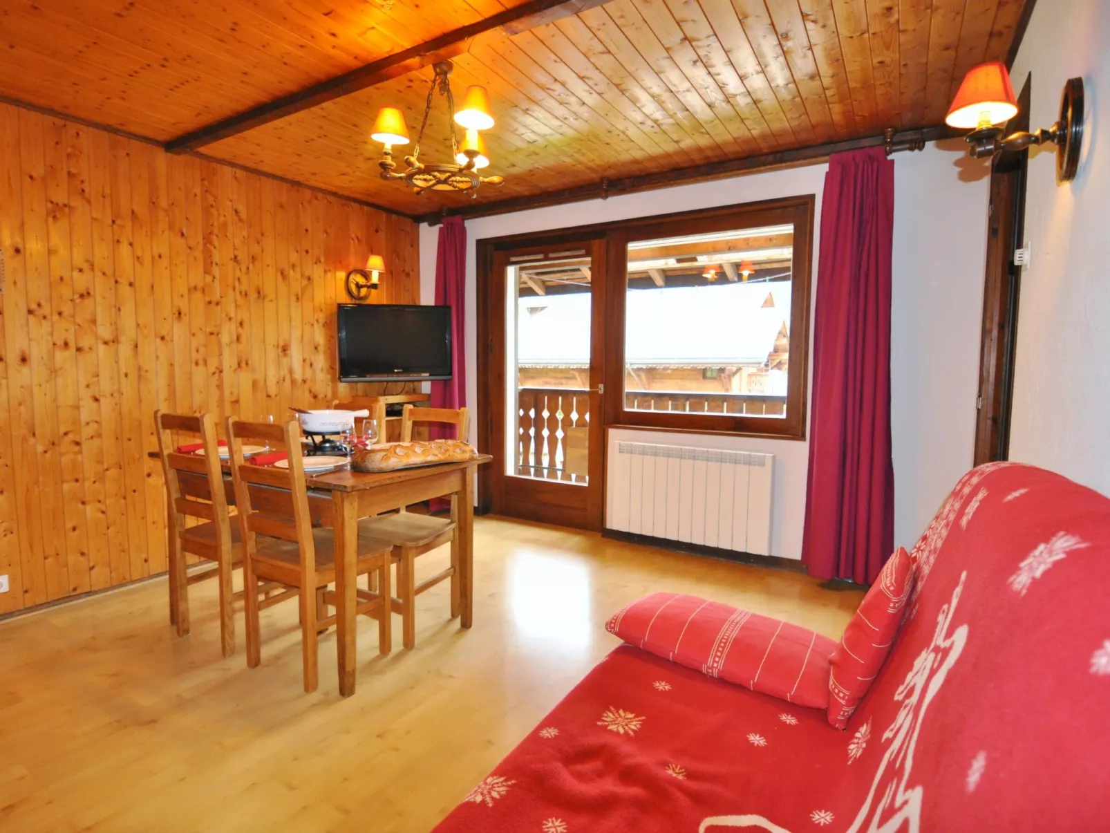 Le Morclan / Apt Nr 4-Dedans