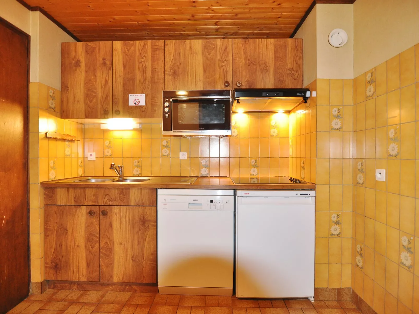 Le Morclan / Apt Nr 4-Dedans