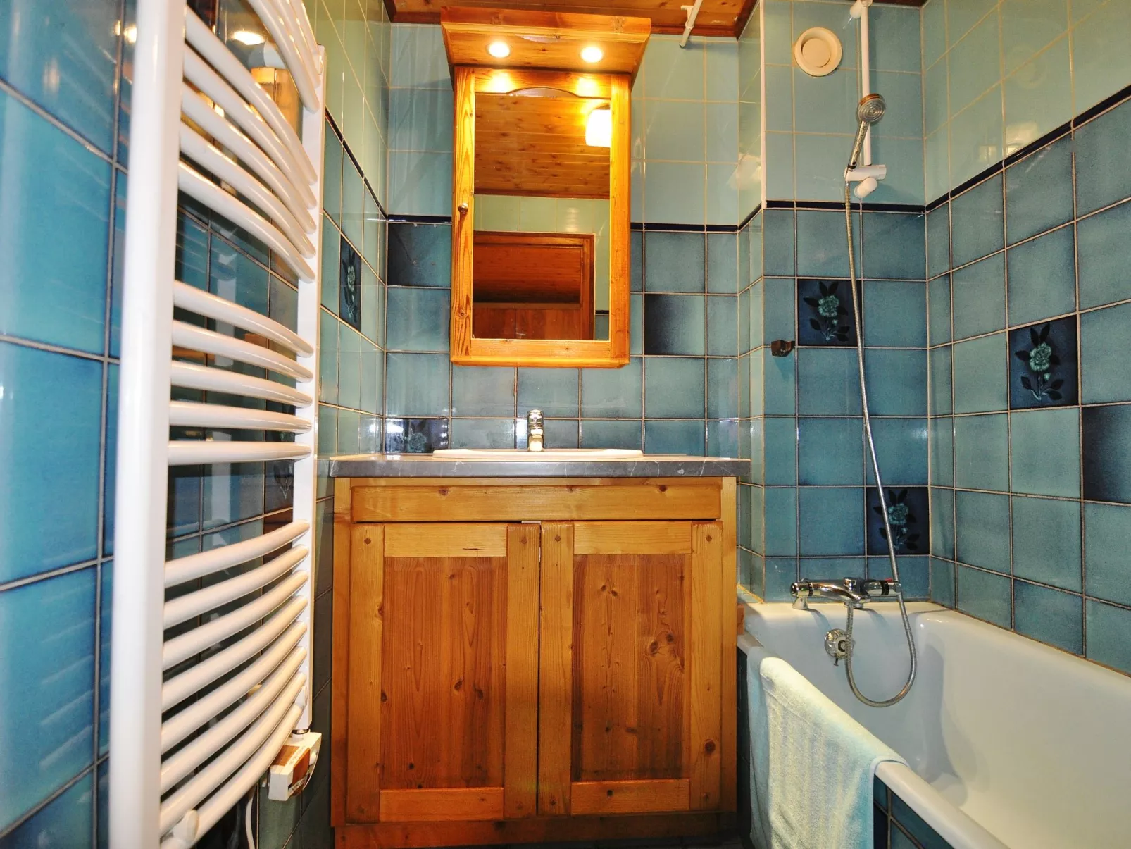 Le Morclan / Apt Nr 4-Dedans