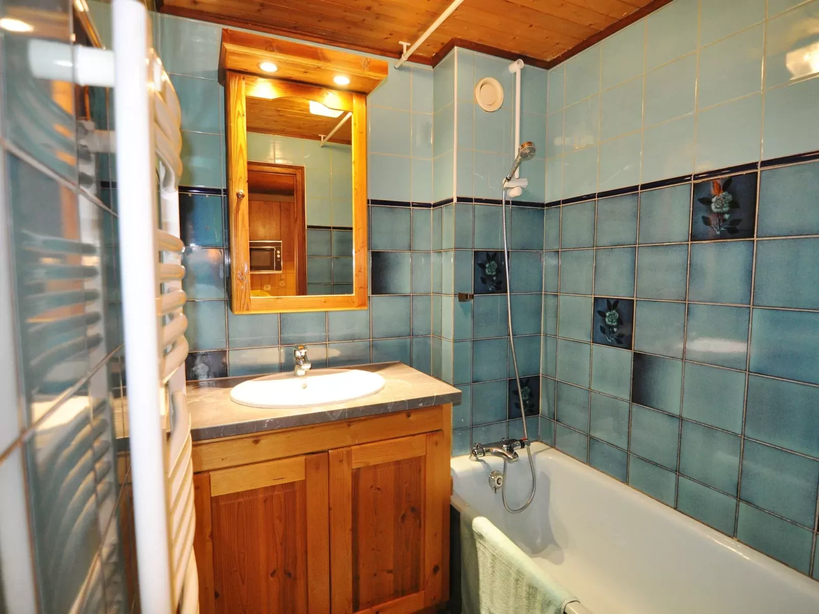 Le Morclan / Apt Nr 4-Dedans