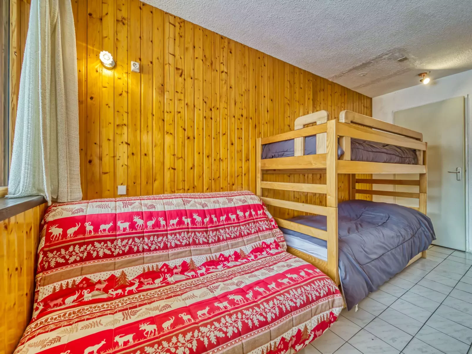 Asters 18 Bâtiment C1-Inside