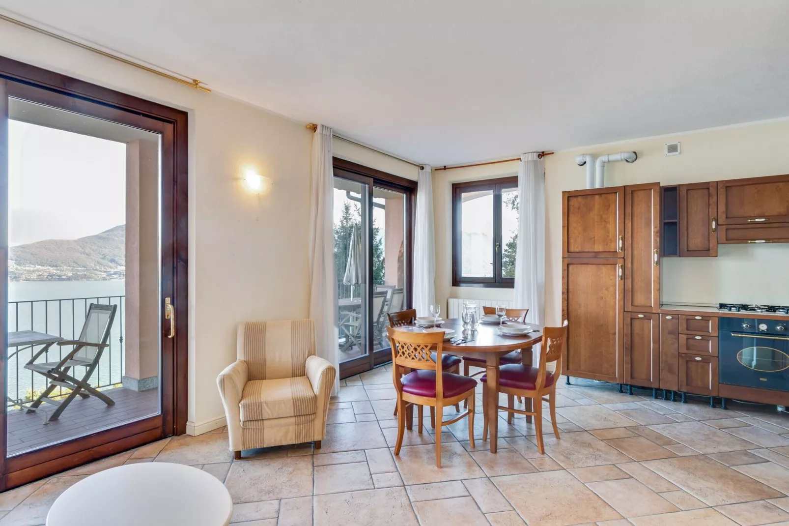 Vigna Quadri 6 più 2 -  E21-Living room