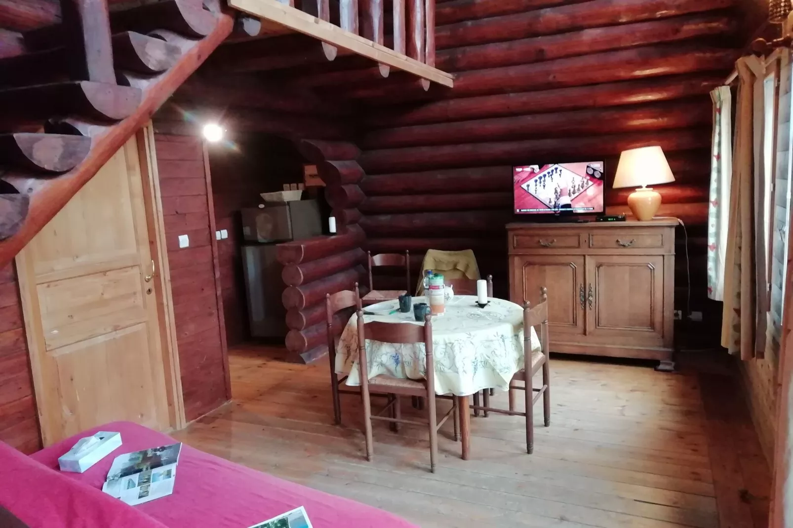 Chalet 3-Dining room