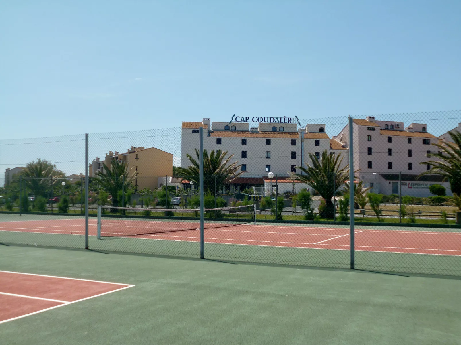 Palmyra-Outside