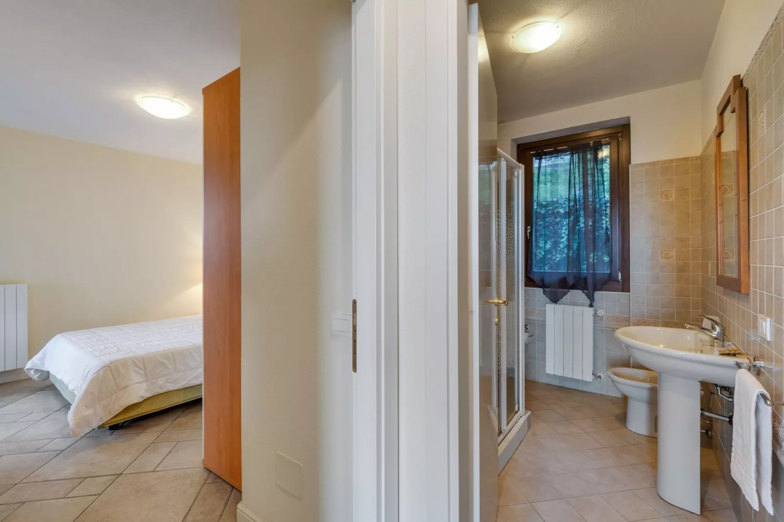 Vigna Quadri 6 più 2 -  E21-Bathroom