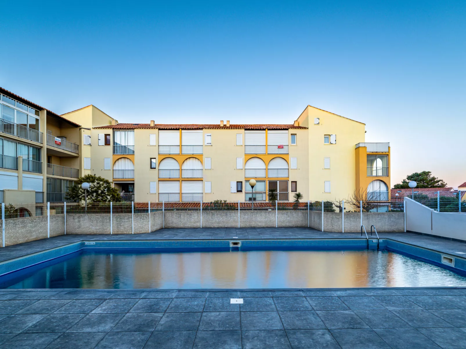 Les Maisons sur la Plage-Outside