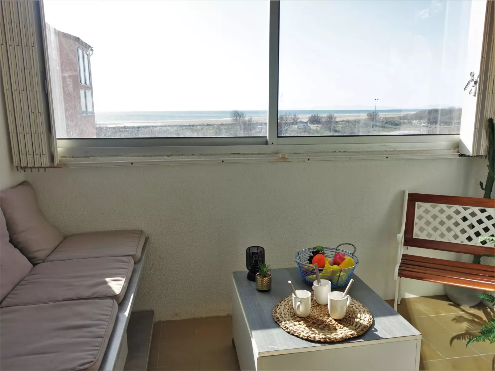 Les Balcons de la Méditerranée-Inside
