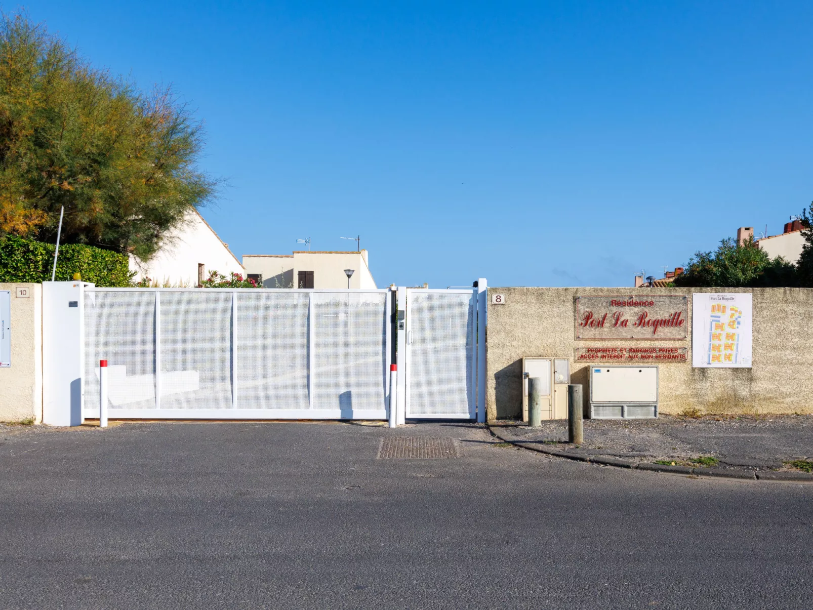 Port La Roquille-Outside