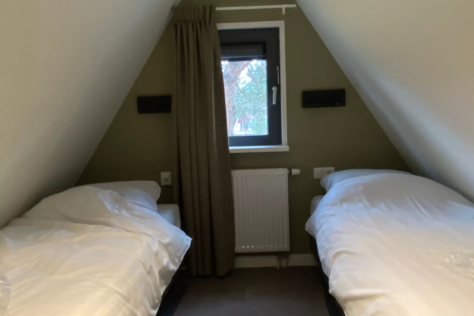 Vakantiepark de Katjeskelder 21-Bedroom