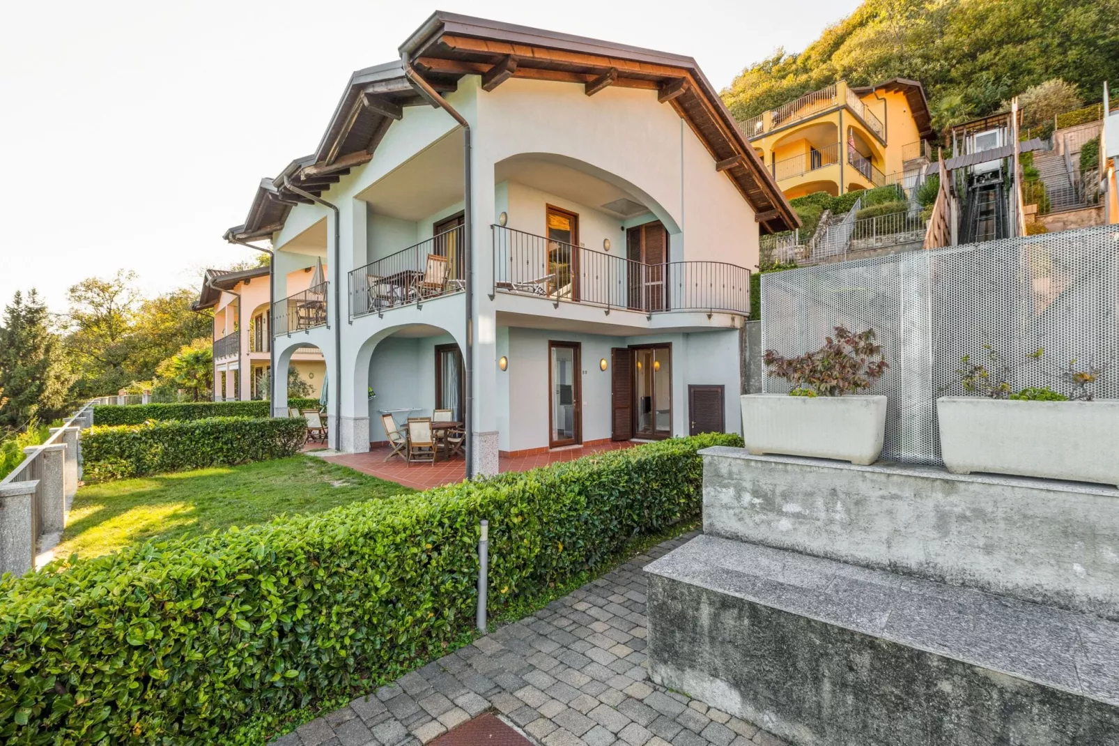 Vigna Trilo Quattro piu Due-Exterior summer