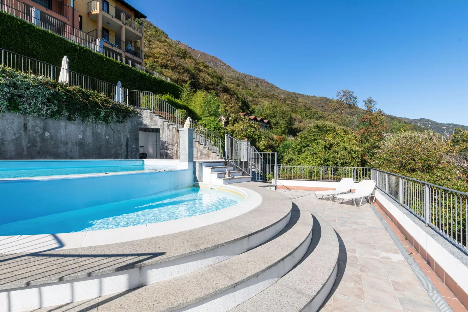 Vigna Trilo Quattro piu Due-Pool