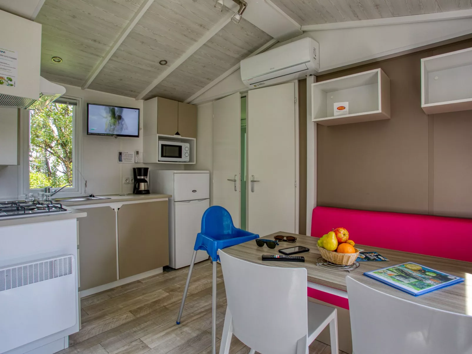 Prestige 2 chambres 5 personnes-Inside