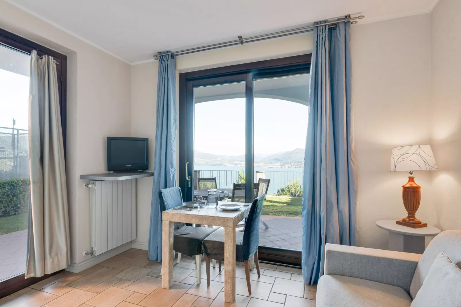 Vigna Trilo Quattro piu Due-Living room