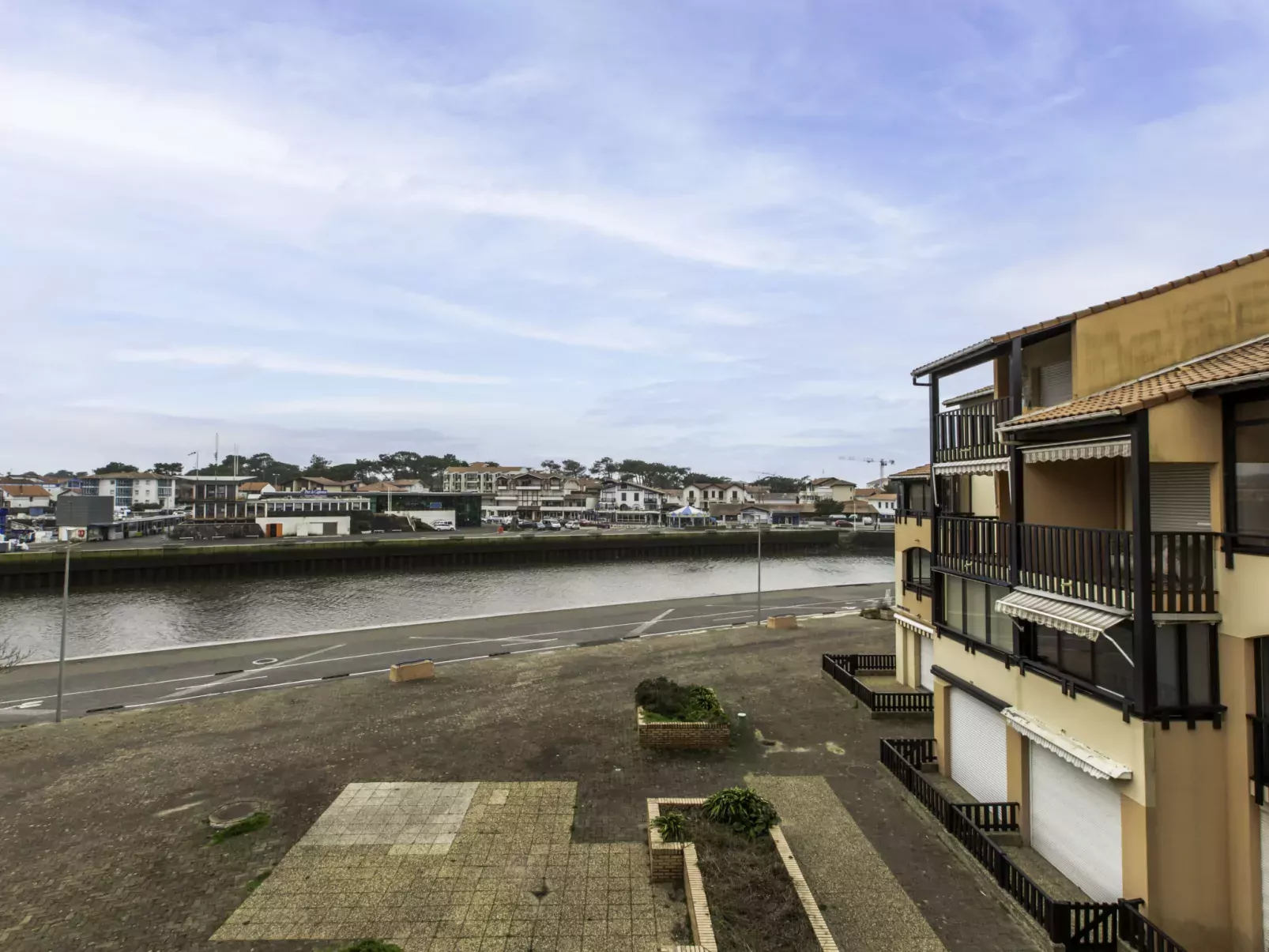 Les Terrasses Notre Dame du Port-Outside