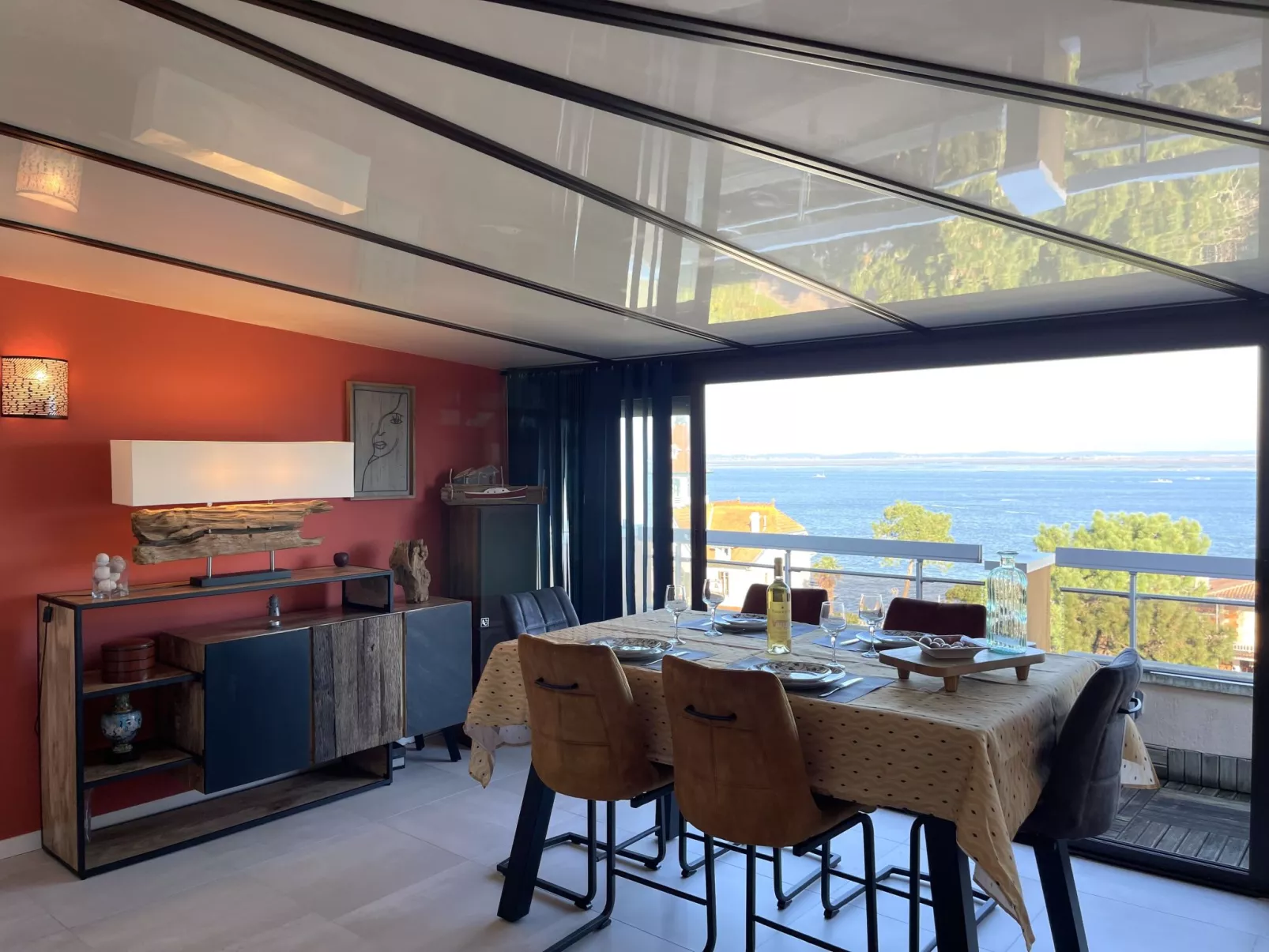 Le Galion-Inside