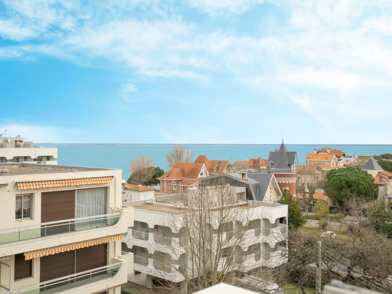 Le Galion-Outside