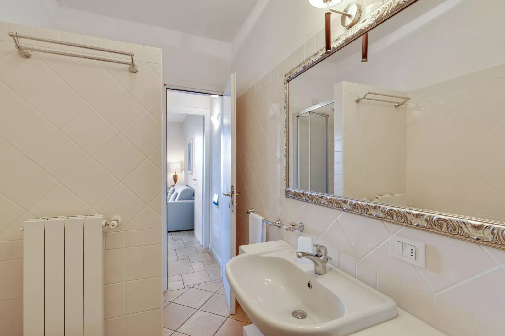 Vigna Trilo Quattro piu Due-Bathroom