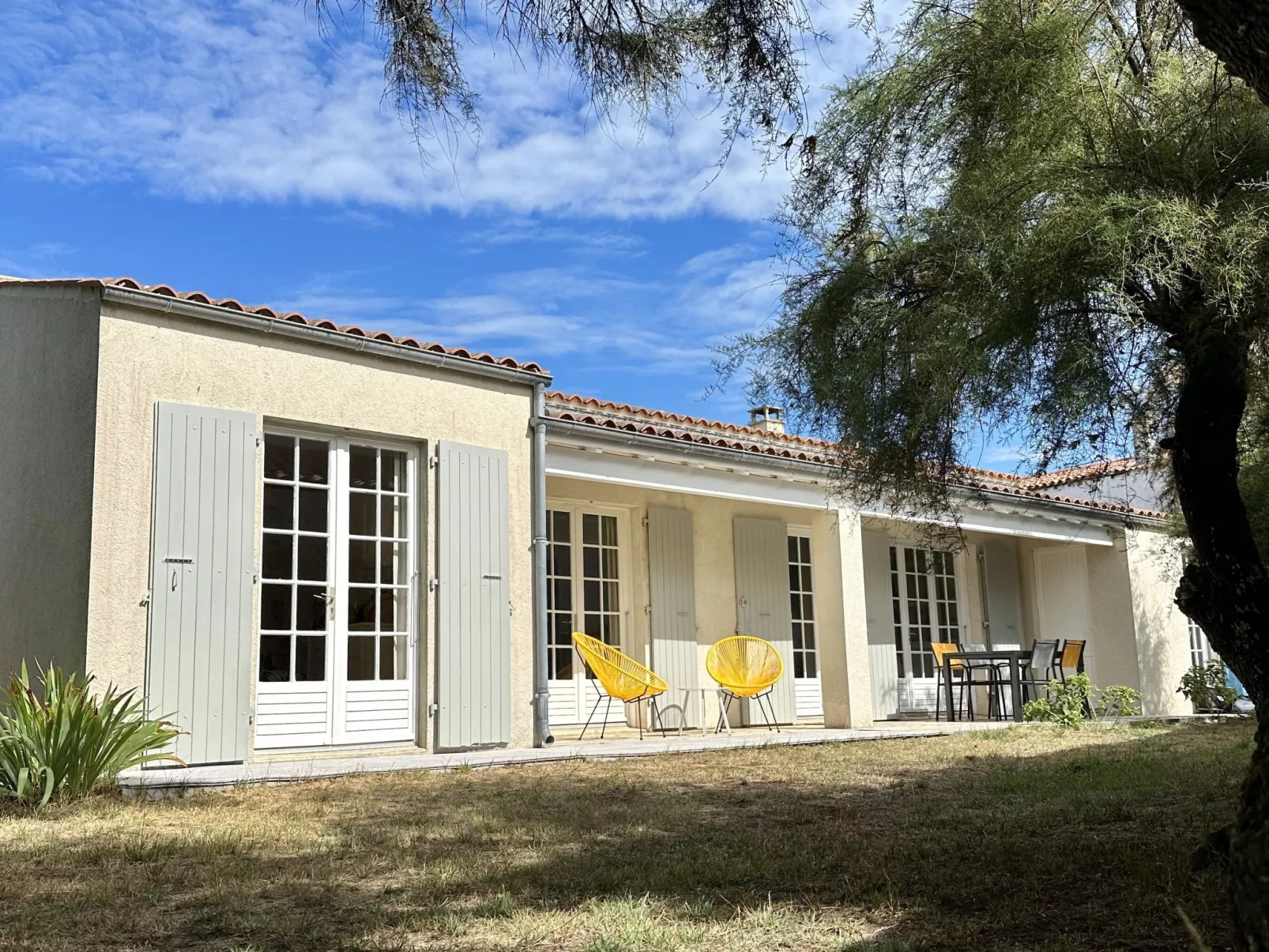 La Villa les Dunes-Outside