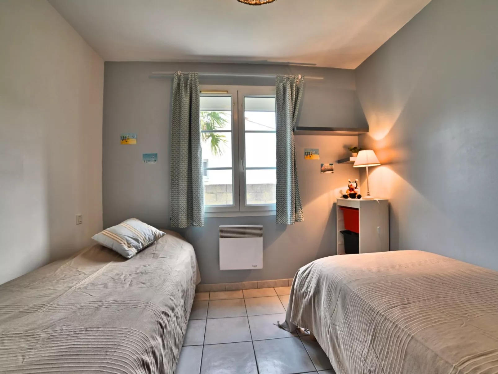 Montcalm-Inside