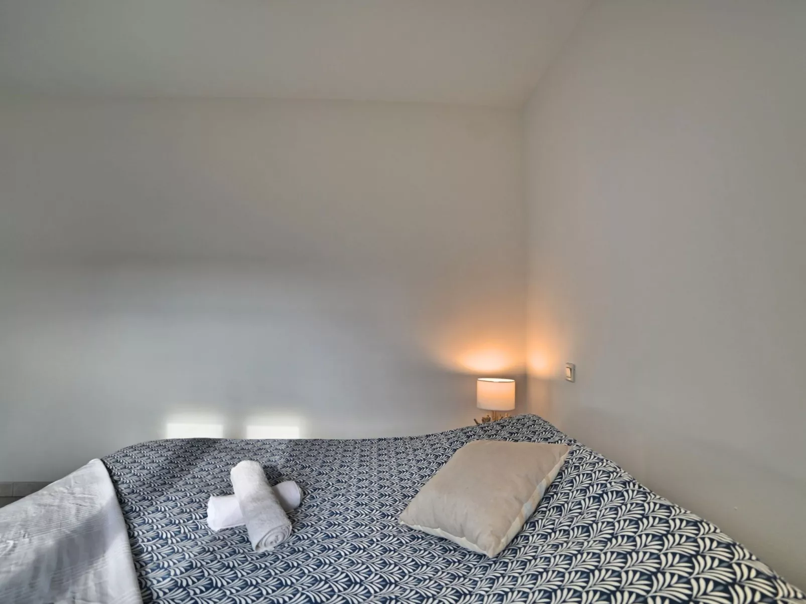 Montcalm-Inside