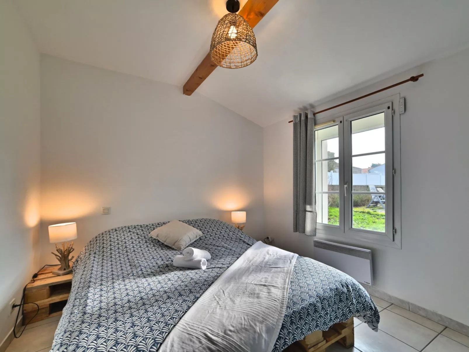 Montcalm-Inside