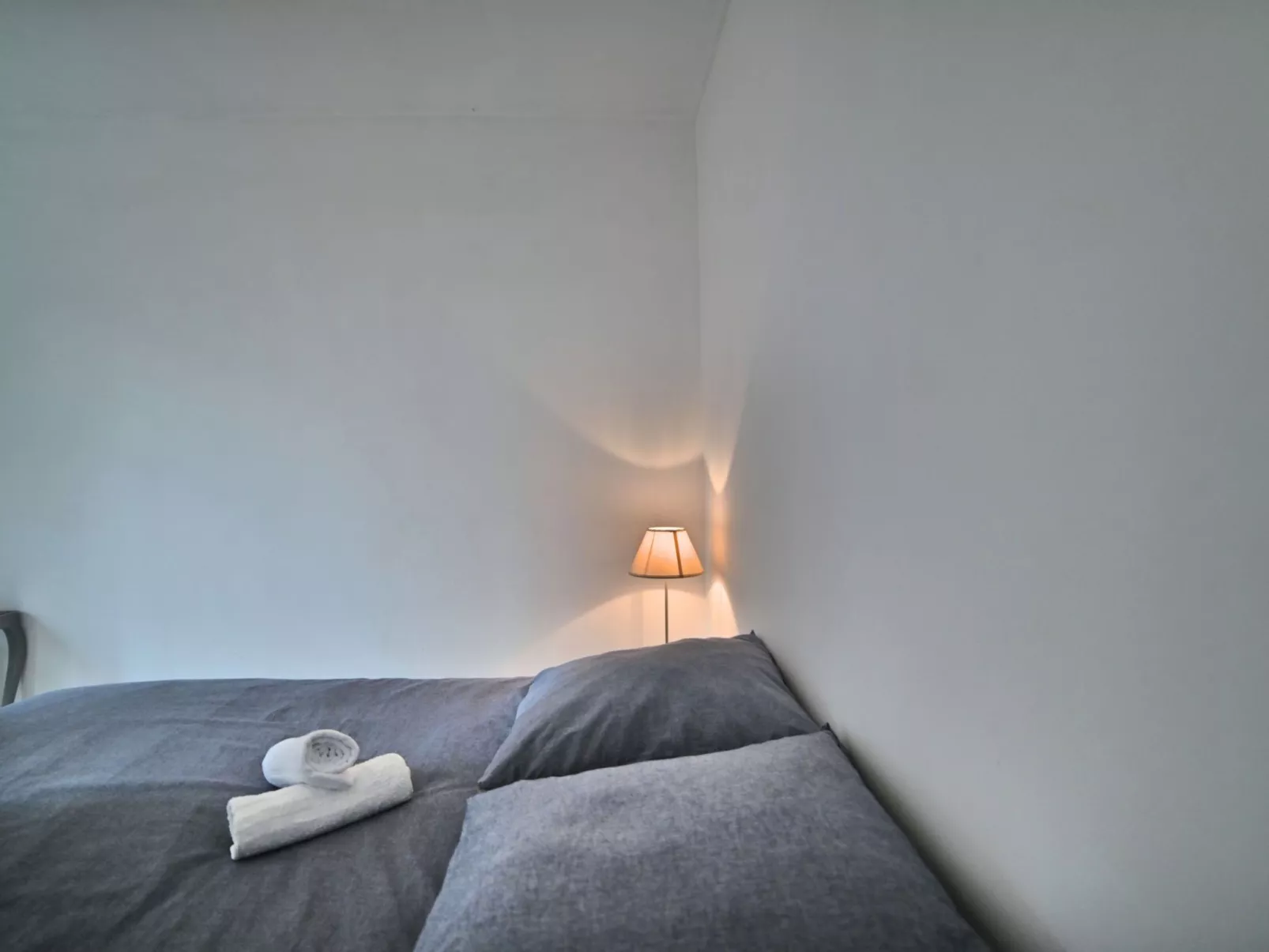 Montcalm-Inside