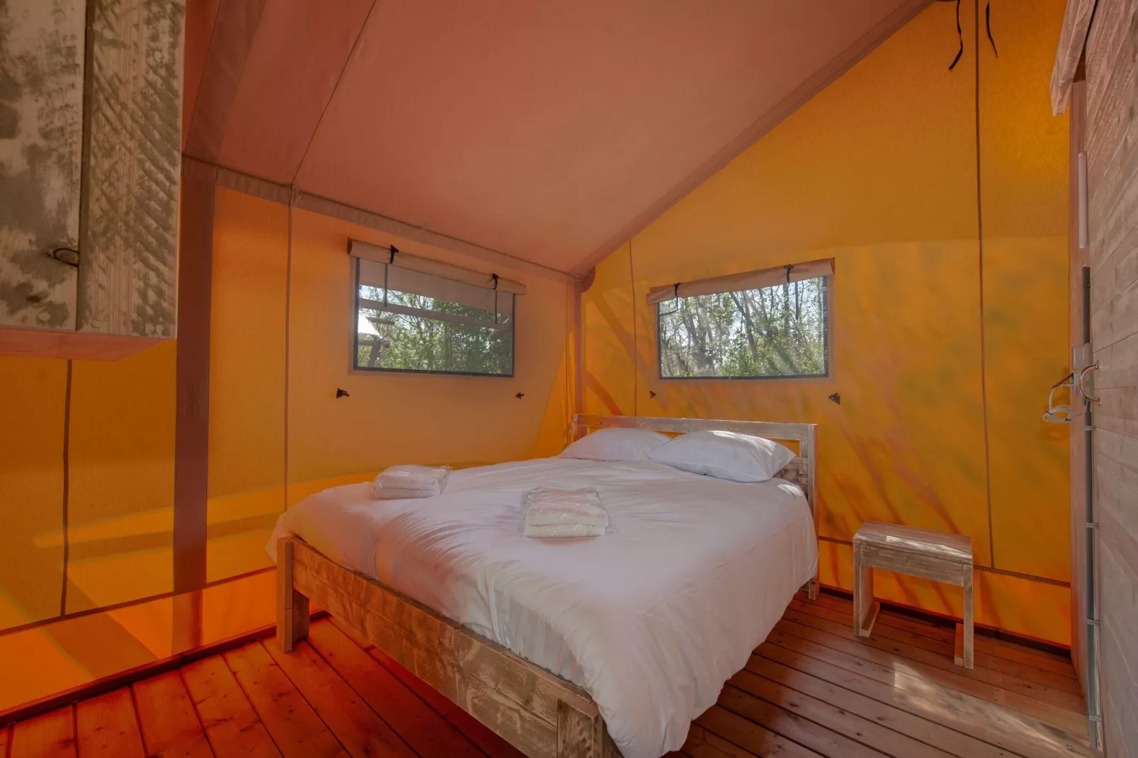 Vakantiepark de Katjeskelder 22-Bedroom