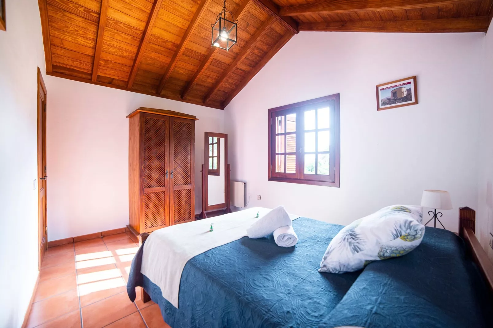 La Bodega-Bedroom