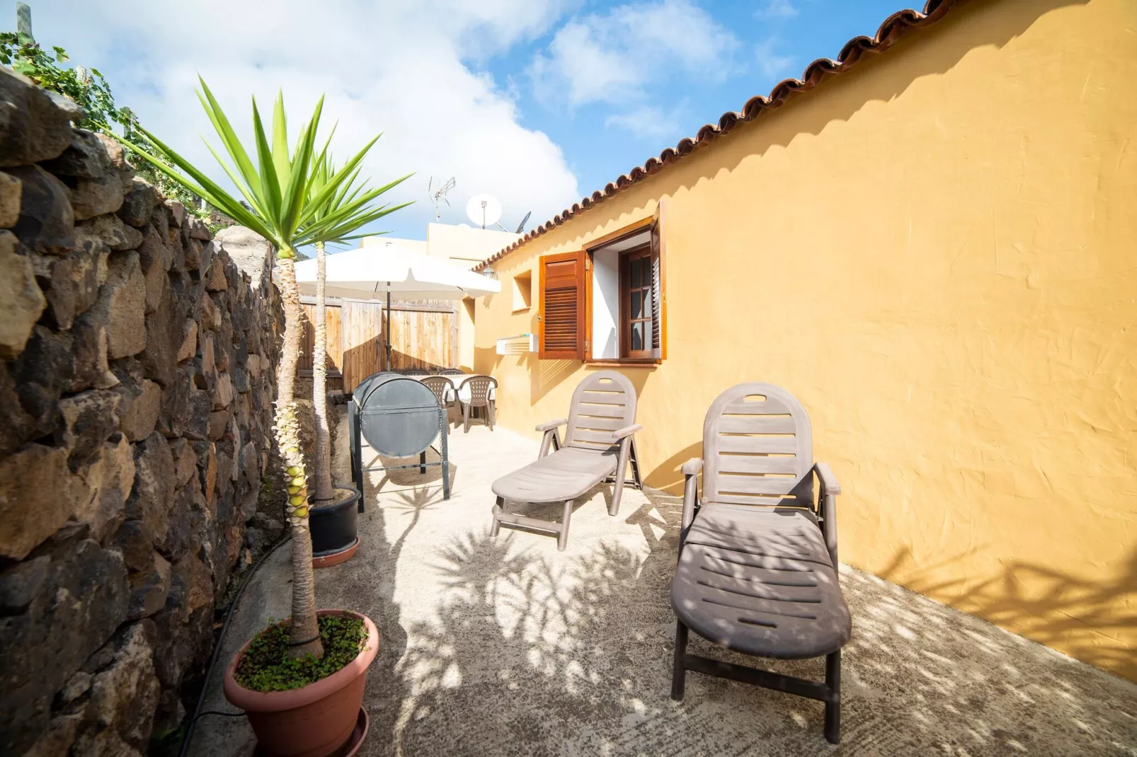 La Bodega-Terrace balcony