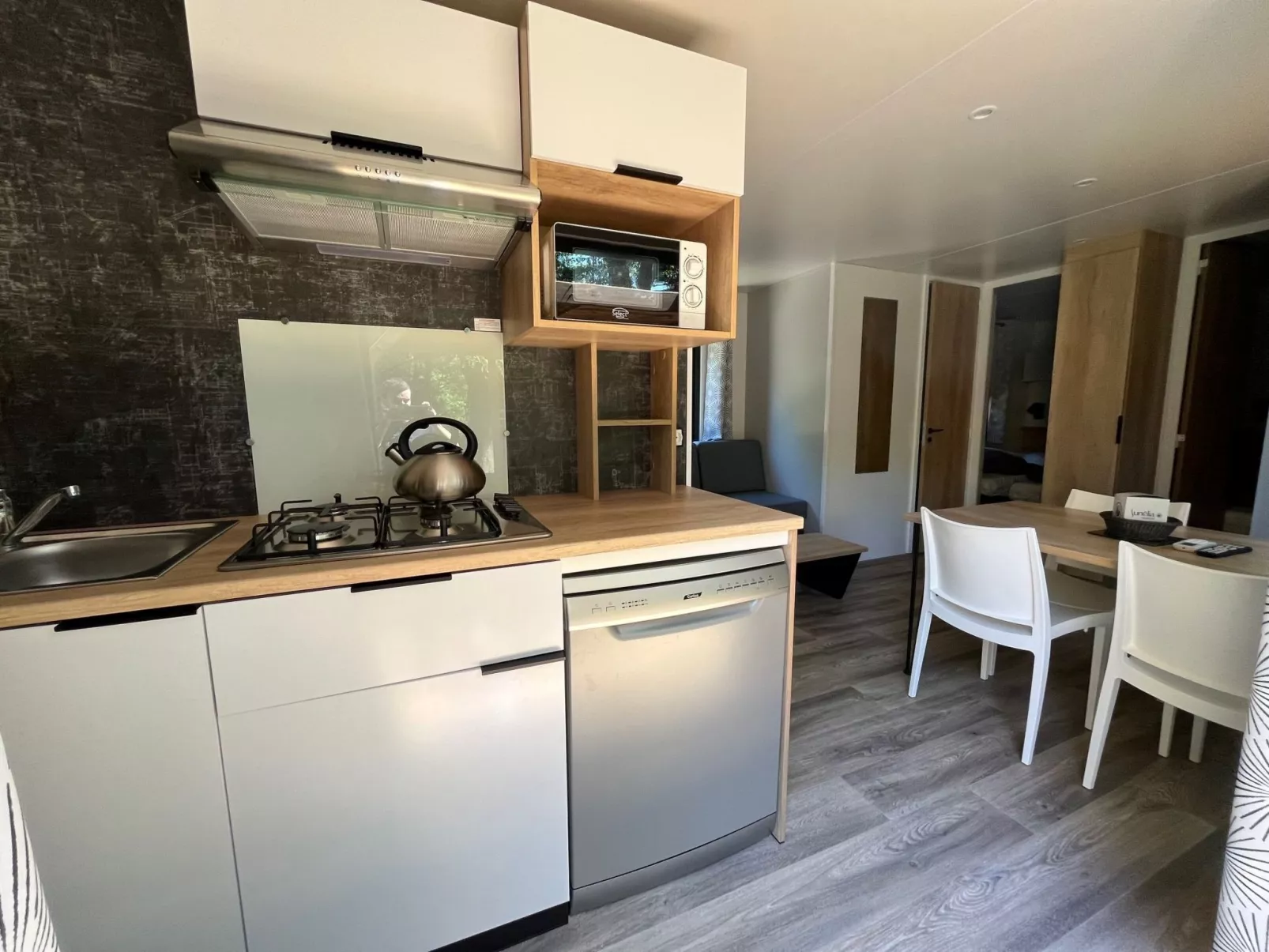 Prestige Plus 3 chambres-Inside